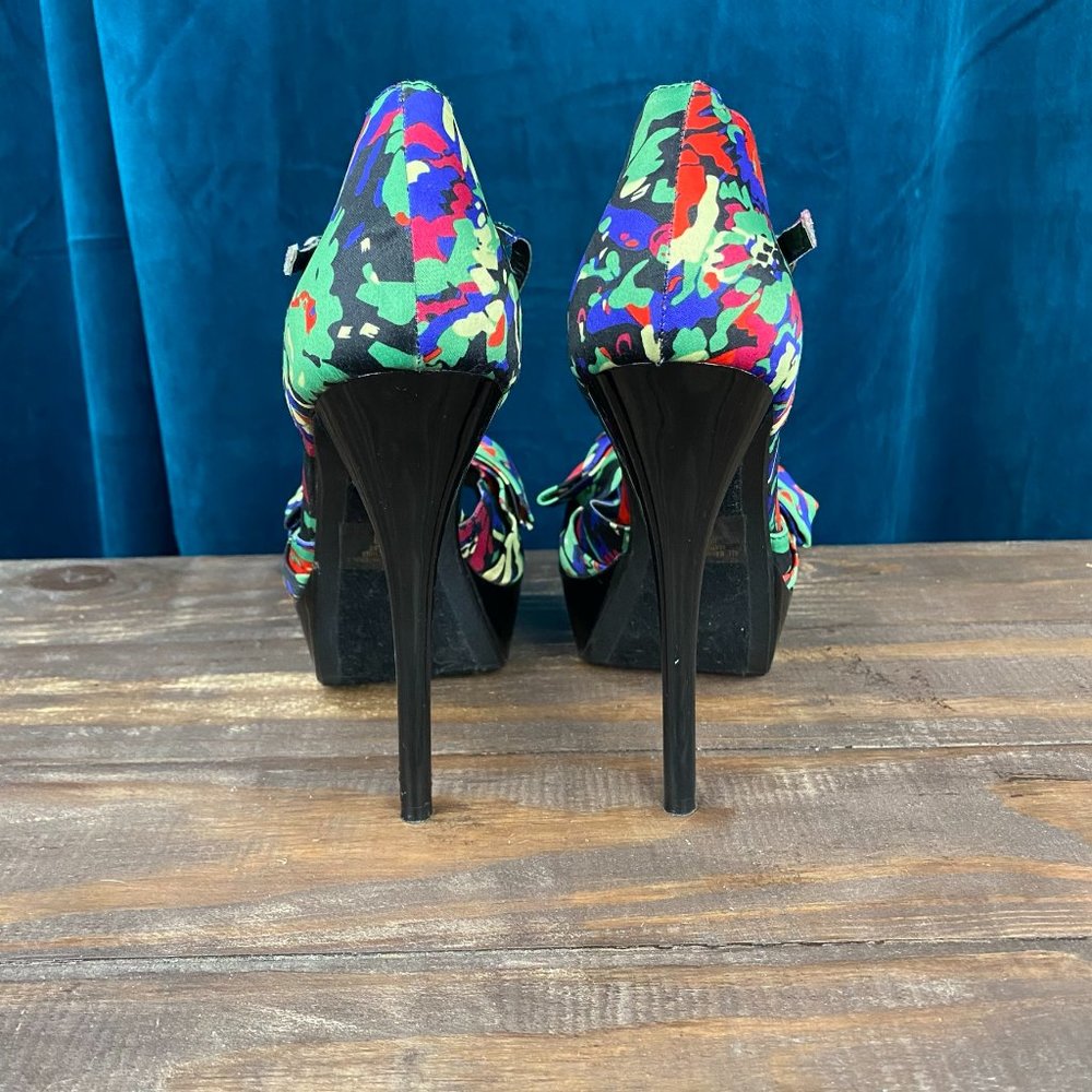Shi by Journeys Floral Platform Stiletto Shoes - Picture 6 of 9